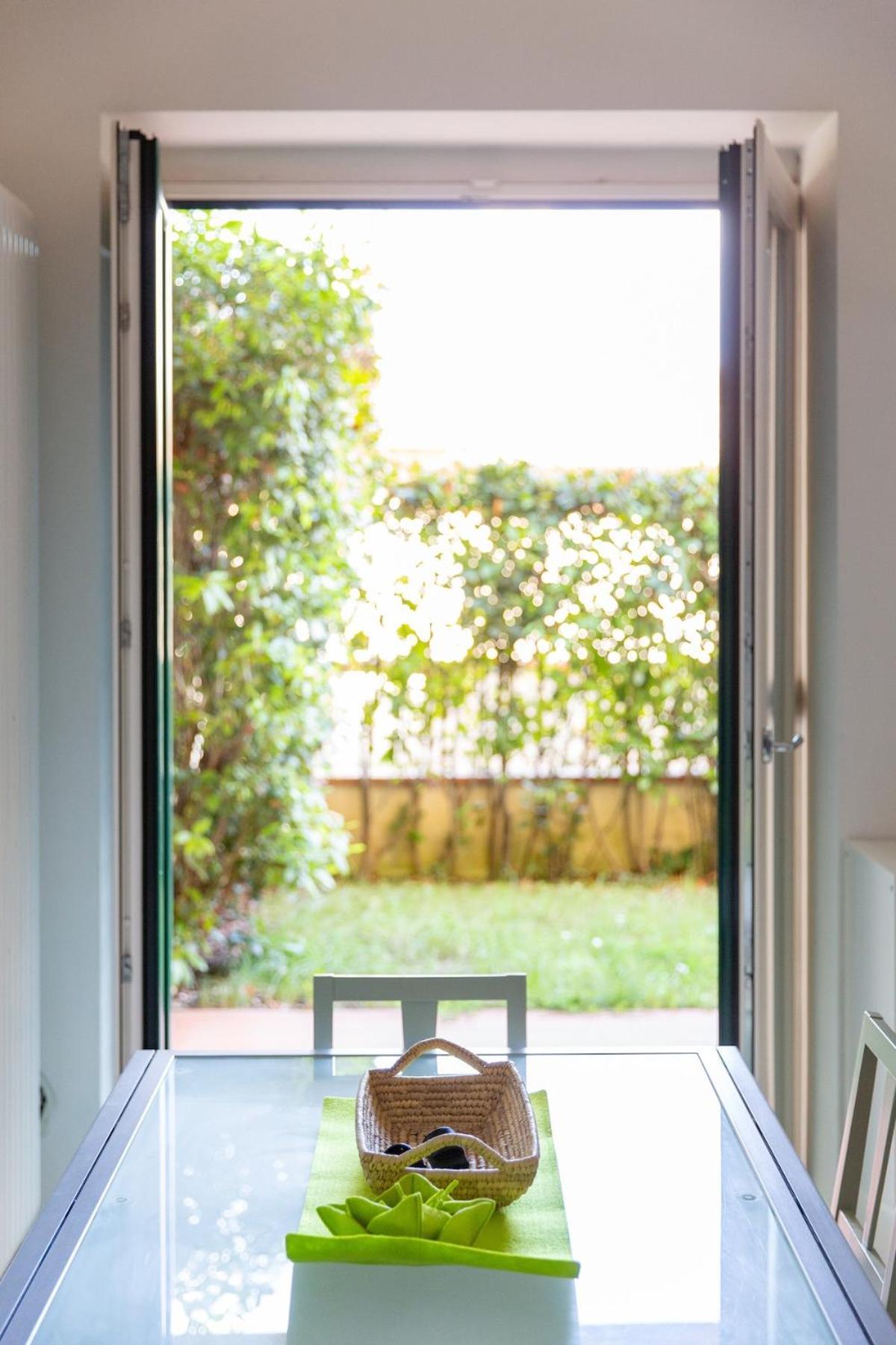 Tranquil & Modern Outside Ztl Appartement *