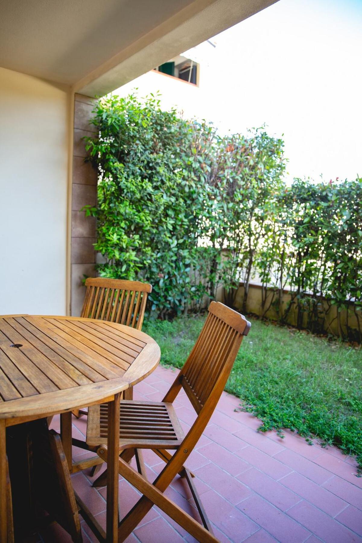 Tranquil & Modern Outside Ztl *